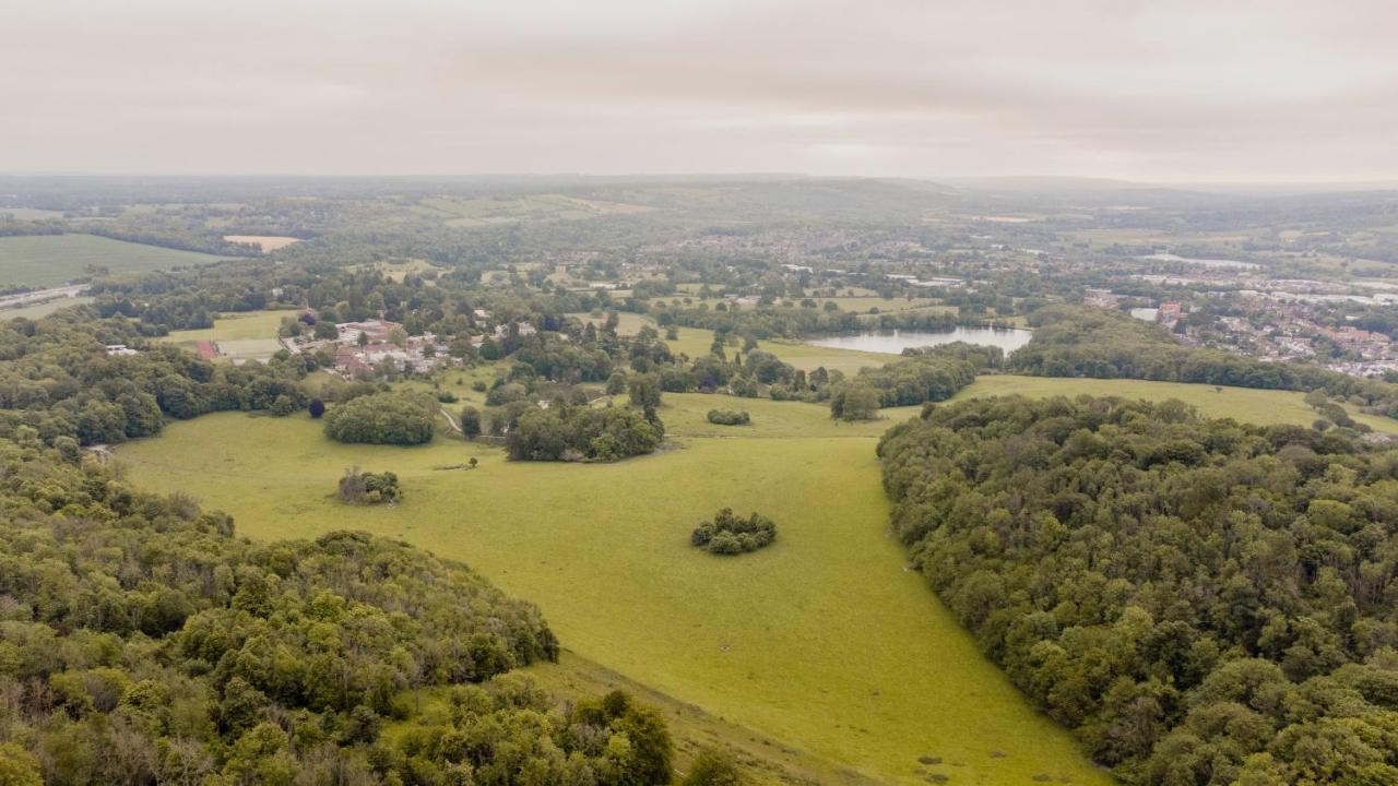1 Bed Apartment - Redhill Central, Surrey, Gatwick #2 外观 照片